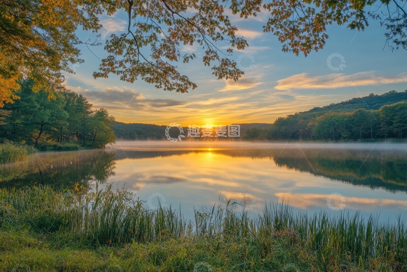 高清大图下载【趣麦麦图】湖泊日出草地