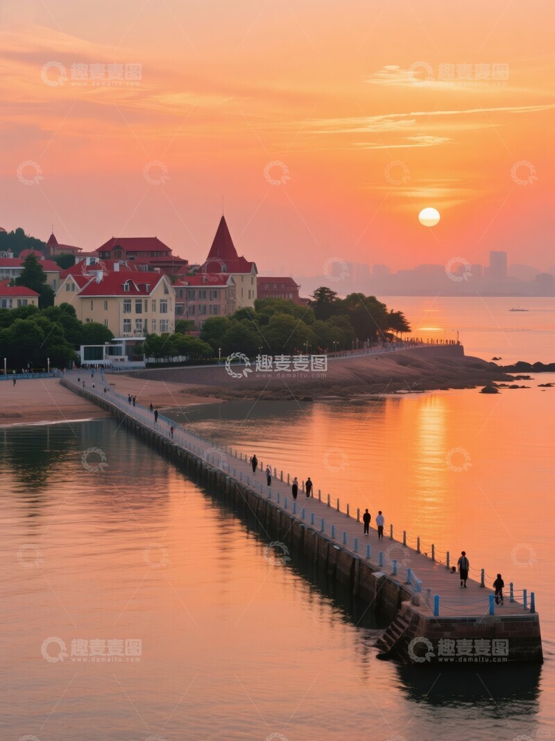 高清大图下载【趣麦麦图】夕阳下的海滨城市风光
