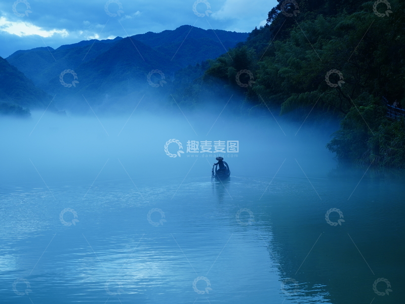 高清大图下载【趣麦麦图】清晨的小东江