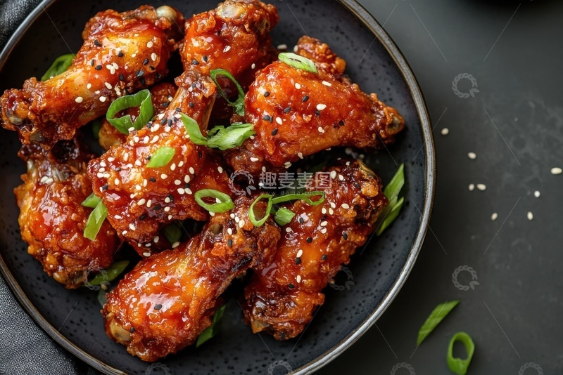 高清大图下载【趣麦麦图】一盘美味的韩式炸鸡腿