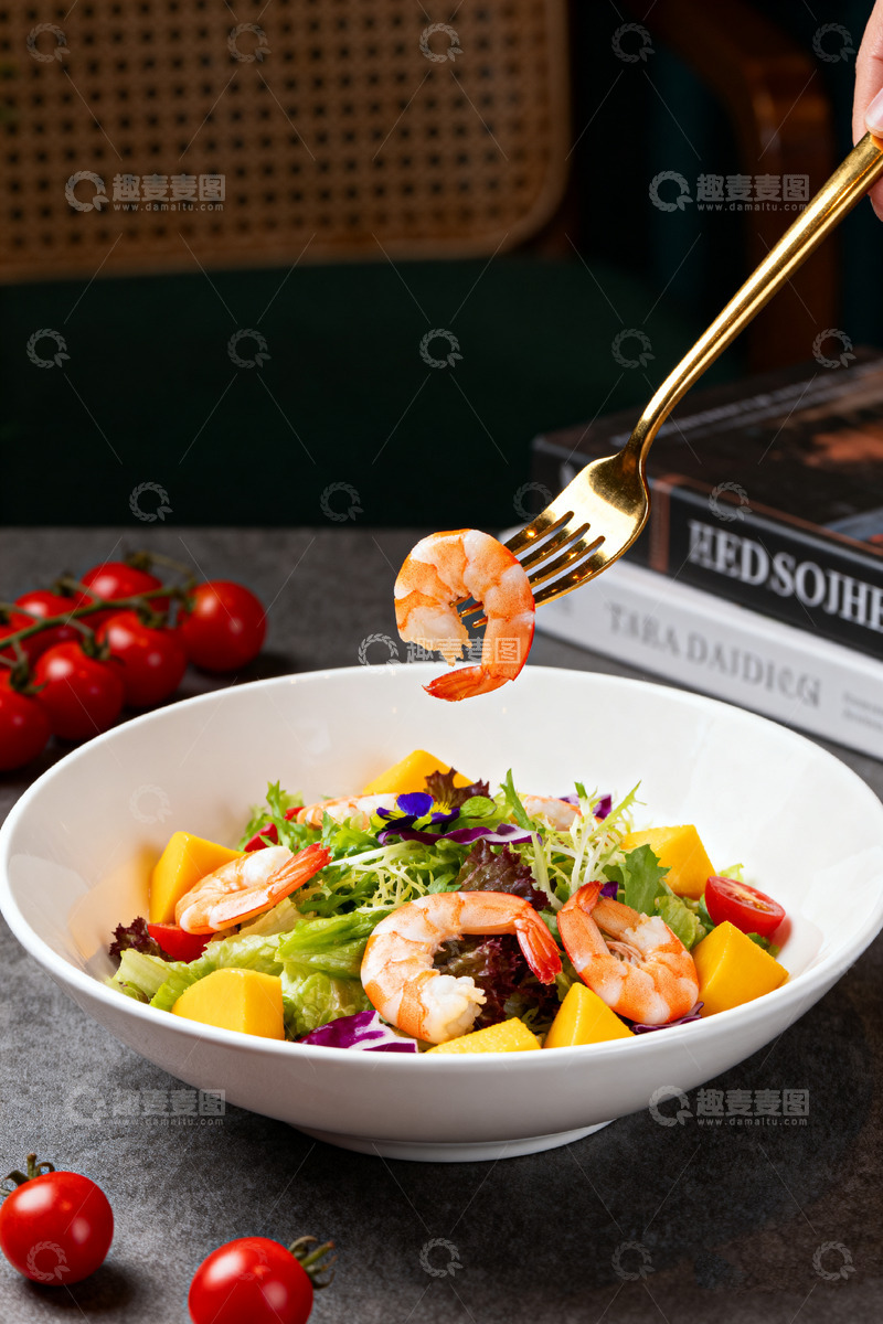 高清大图下载【趣麦麦图】轻食简约风格健康沙拉碗虾西兰花蔬菜