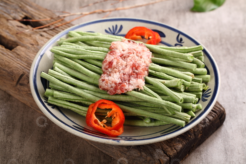 高清大图下载【趣麦麦图】豆角搭配肉馅的新鲜食材2