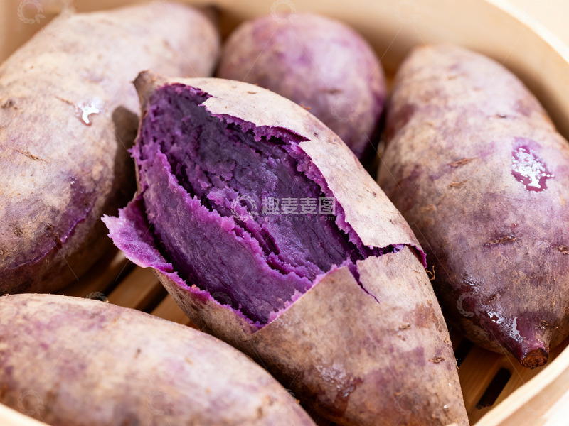 高清大图下载【趣麦麦图】新鲜切开的美味紫薯