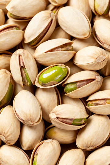 简约风格开心果平铺清新自然商业照片