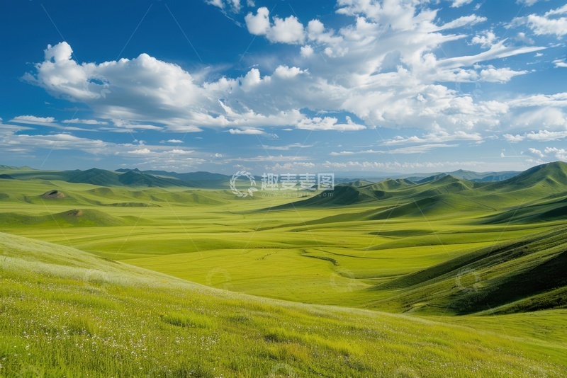 高清大图下载【趣麦麦图】大草原山丘绿地自然美景