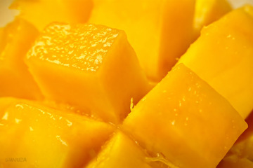 新鲜切块芒果特写3