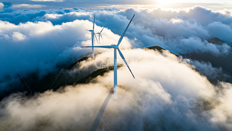 高清大图下载【趣麦麦图】云海之上的风力发电机组2
