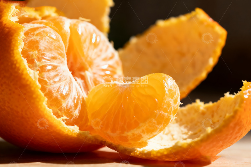 高清大图下载【趣麦麦图】剥开的鲜嫩多汁橘子果肉