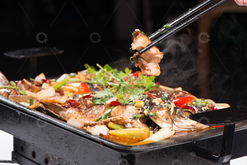 美味诱人的特色烤鱼佳肴