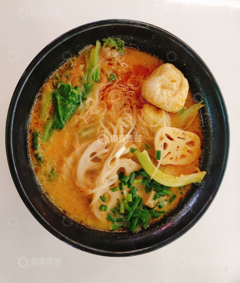 美味骨汤麻辣烫