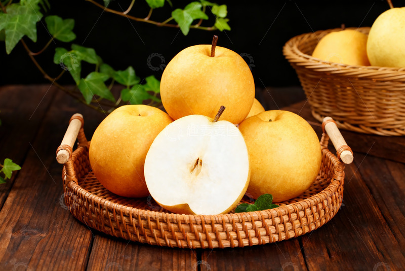 高清大图下载【趣麦麦图】新鲜黄澄澄的梨子