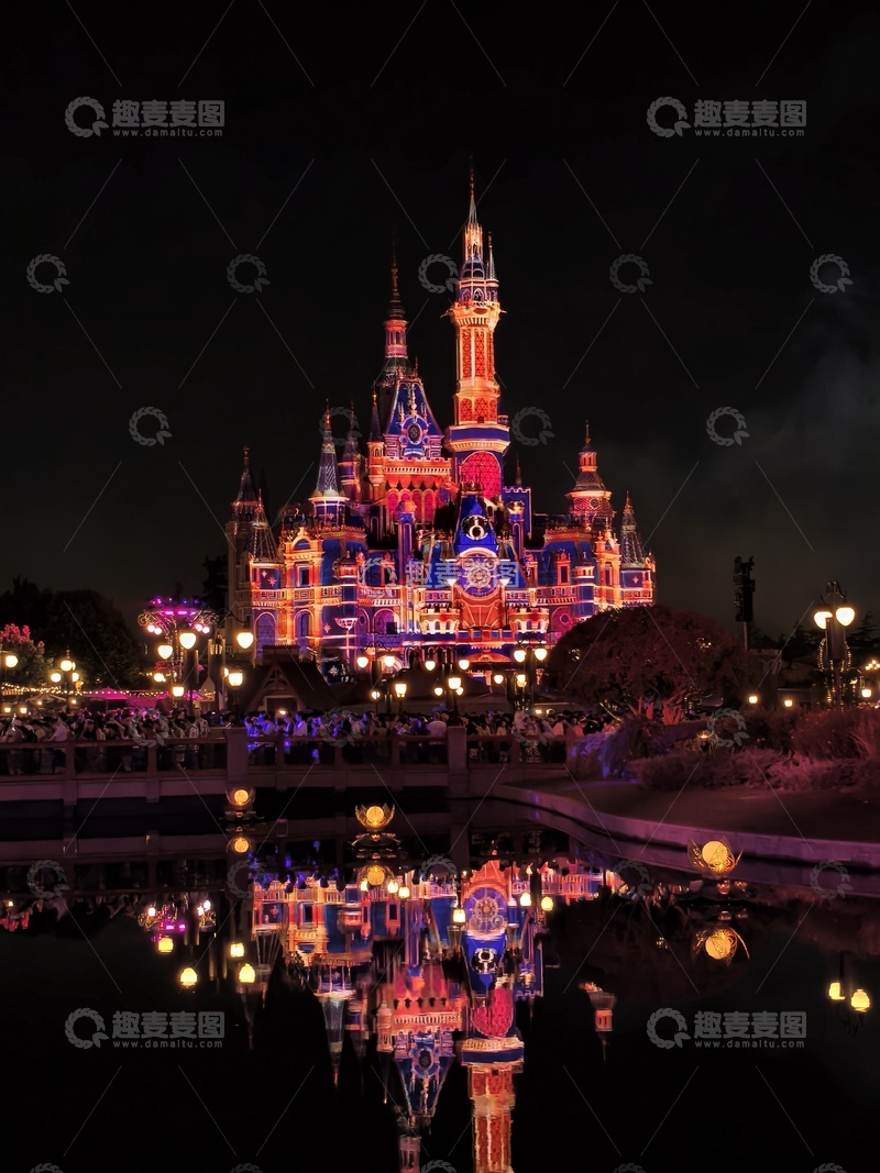 高清大图下载【趣麦麦图】迪士尼的秋天