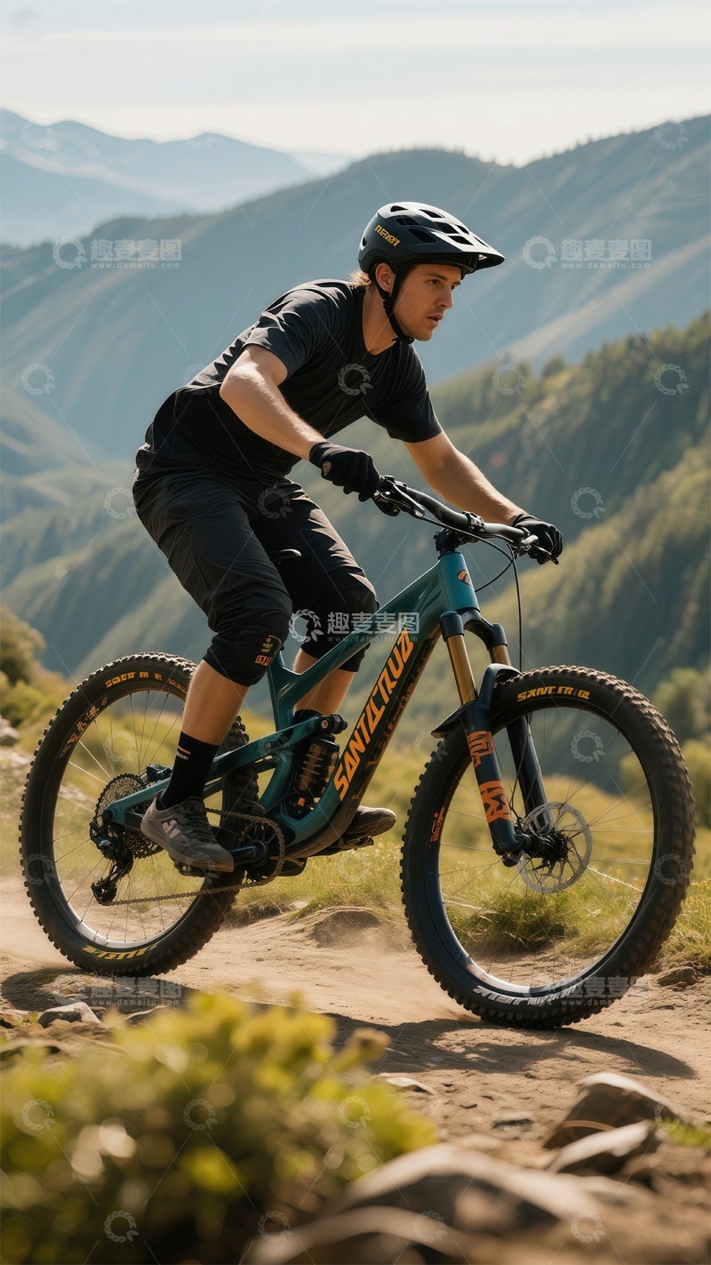 高清大图下载【趣麦麦图】山地车骑行 山景壮丽
