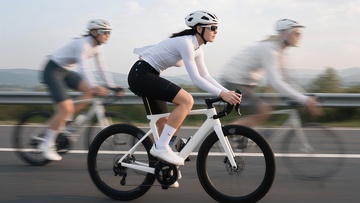 户外运动骑行场景摄影