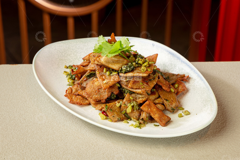 高清大图下载【趣麦麦图】雪菜炒芥麦饼