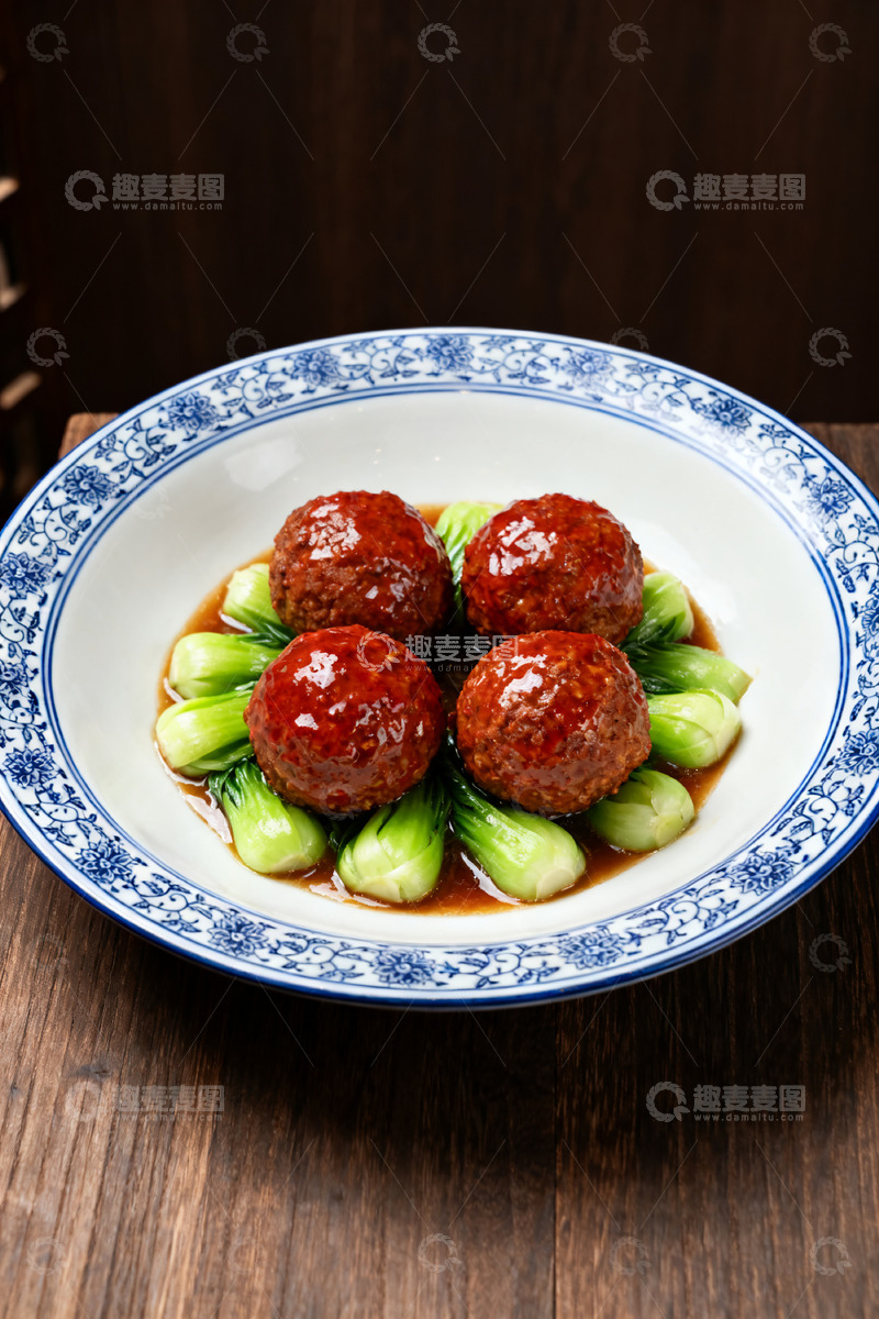 高清大图下载【趣麦麦图】青花瓷盘四喜丸子美食摄影