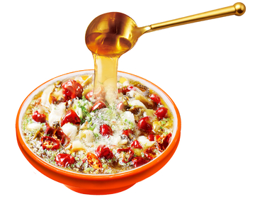 金色勺添汤料美食摄影