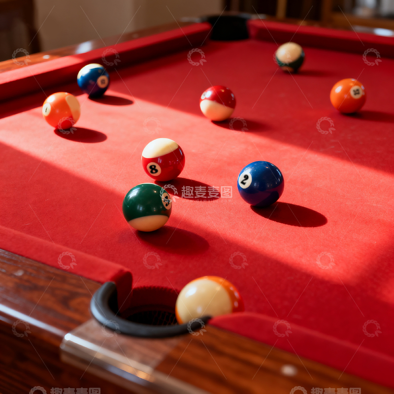 源文件下载【趣麦麦图】红色台球桌1