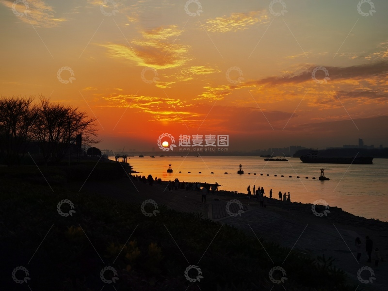 高清大图下载【趣麦麦图】江边晚霞美景摄影图片