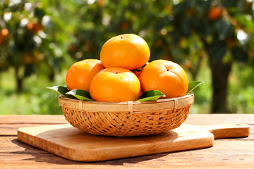 农场新鲜脆柿子0