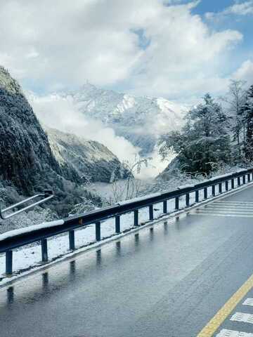雪山公路风光