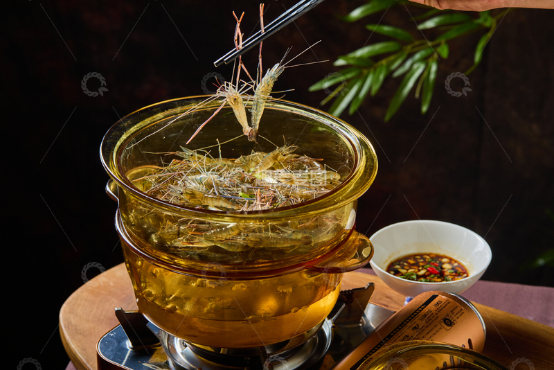 高清大图下载【趣麦麦图】透明锅中煮鲜虾