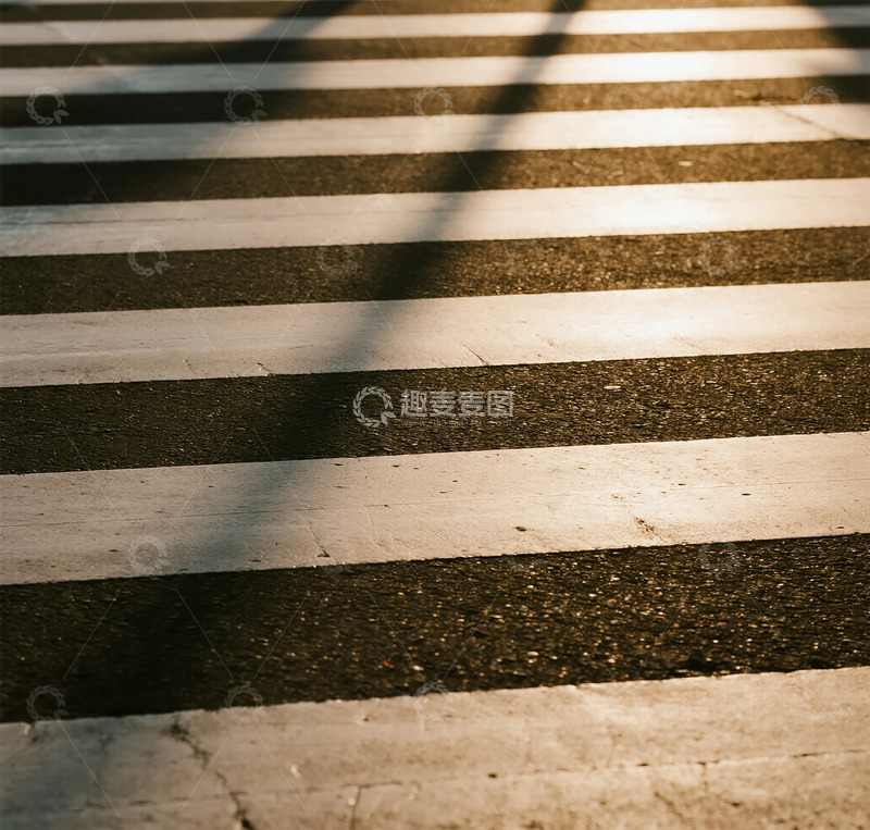 高清大图下载【趣麦麦图】光影斑马线城市街道摄影