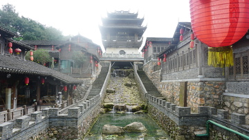 古街流水石桥风景