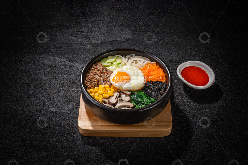 高清大图下载【趣麦麦图】色彩缤纷韩式石锅拌饭