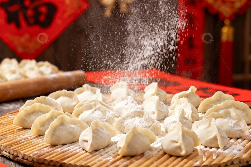 高清大图下载【趣麦麦图】现包的白面饺子