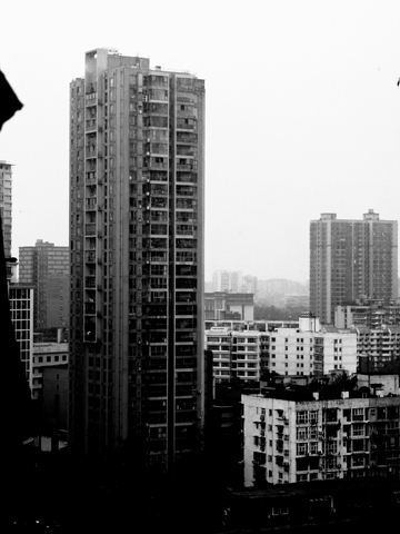 黑白城市高楼景观