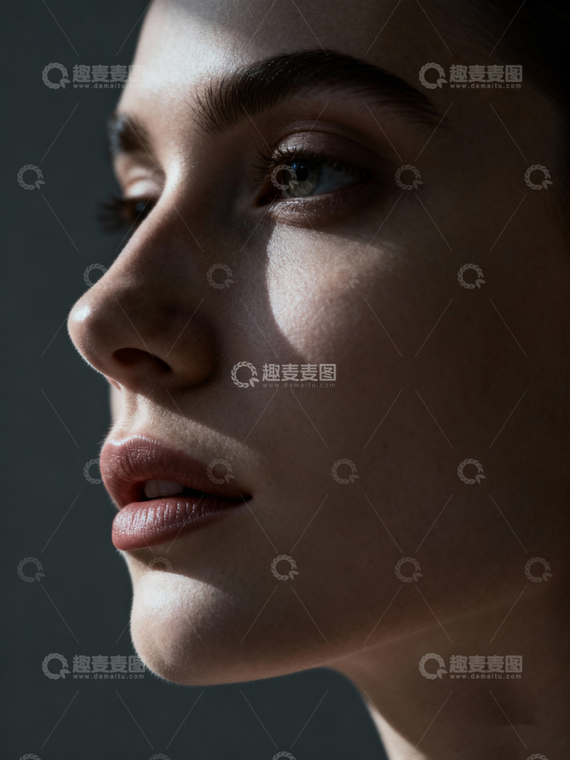 高清大图下载【趣麦麦图】光影特写女性侧脸肖像