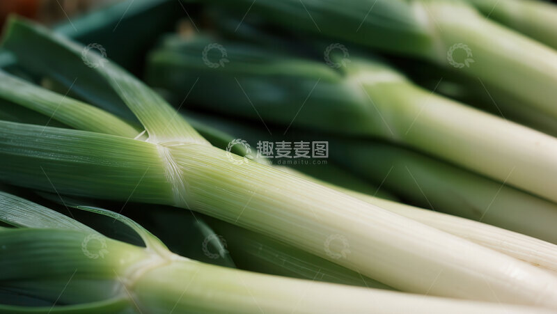 蒜苗  辛香  滑爽   