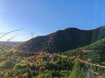 山景秋意电力塔