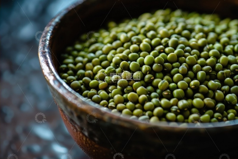 高清大图下载【趣麦麦图】一盘绿色的豆子
