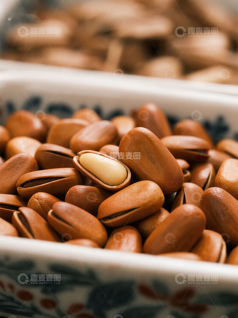 高清大图下载【趣麦麦图】松子  松香  均匀  