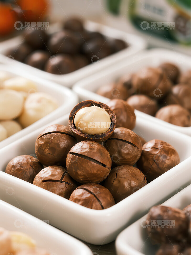 高清大图下载【趣麦麦图】夏威夷果  圆滚  营养 