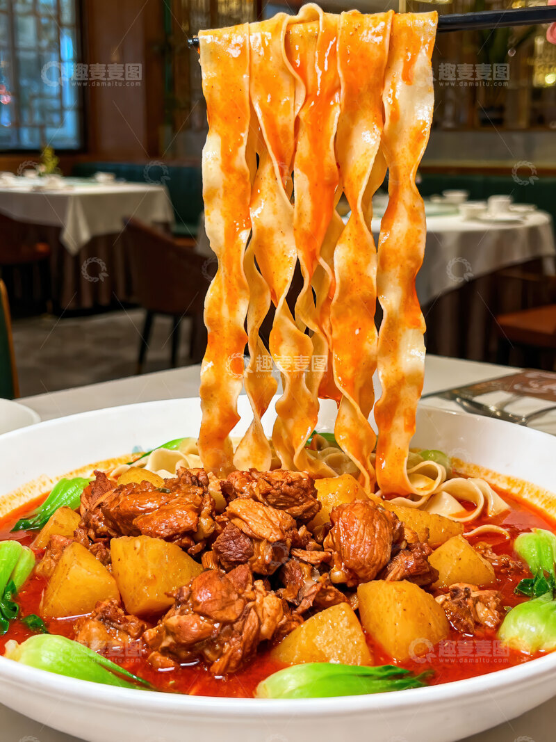 高清大图下载【趣麦麦图】大盘鸡  土鸡  实惠