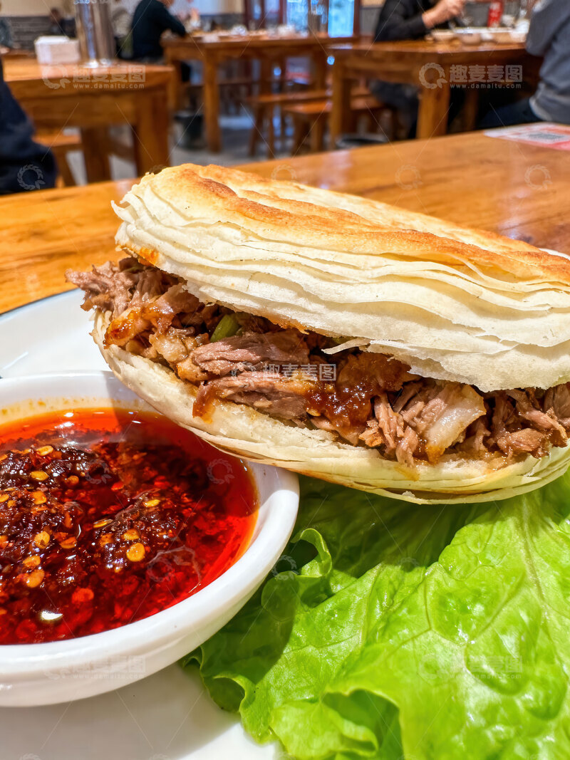 高清大图下载【趣麦麦图】夹馍  酥脆  乡愁