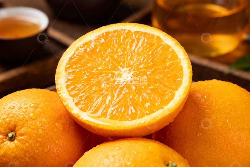高清大图下载【趣麦麦图】鲜橙切片带水珠诱人水果素材1