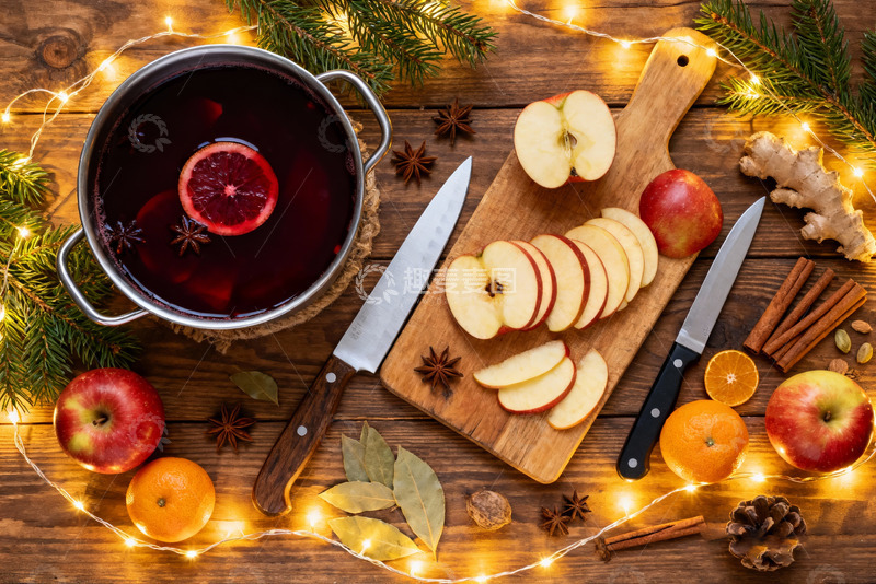 高清大图下载【趣麦麦图】热红酒煮锅场景苹果香料待熬制