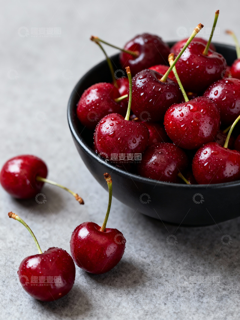 高清大图下载【趣麦麦图】-车厘子樱桃装黑碗1