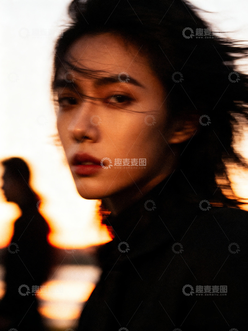 高清大图下载【趣麦麦图】抓拍曼妙模糊的人影及场景1