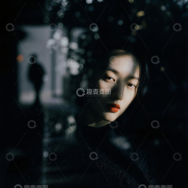 高清大图下载【趣麦麦图】抓拍前卫曼妙的人影及场景3