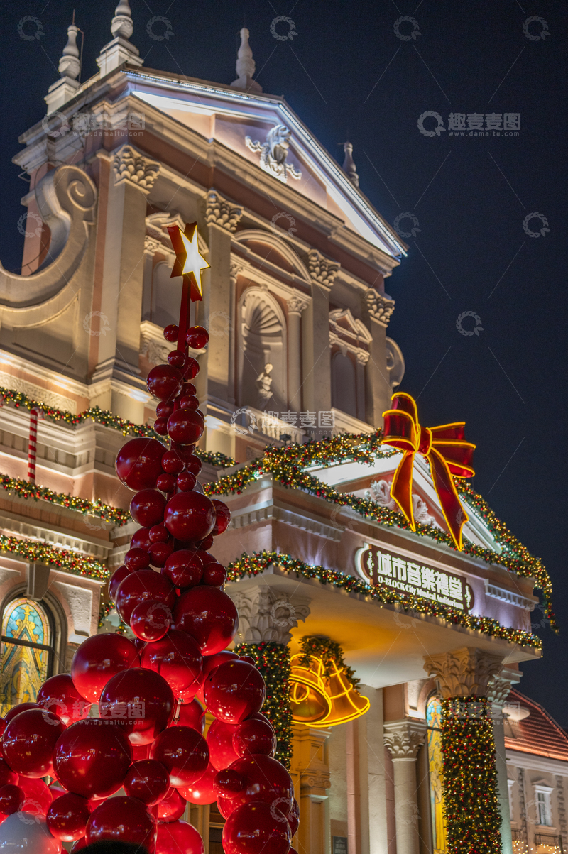 高清大图下载【趣麦麦图】城市教堂圣诞节装饰