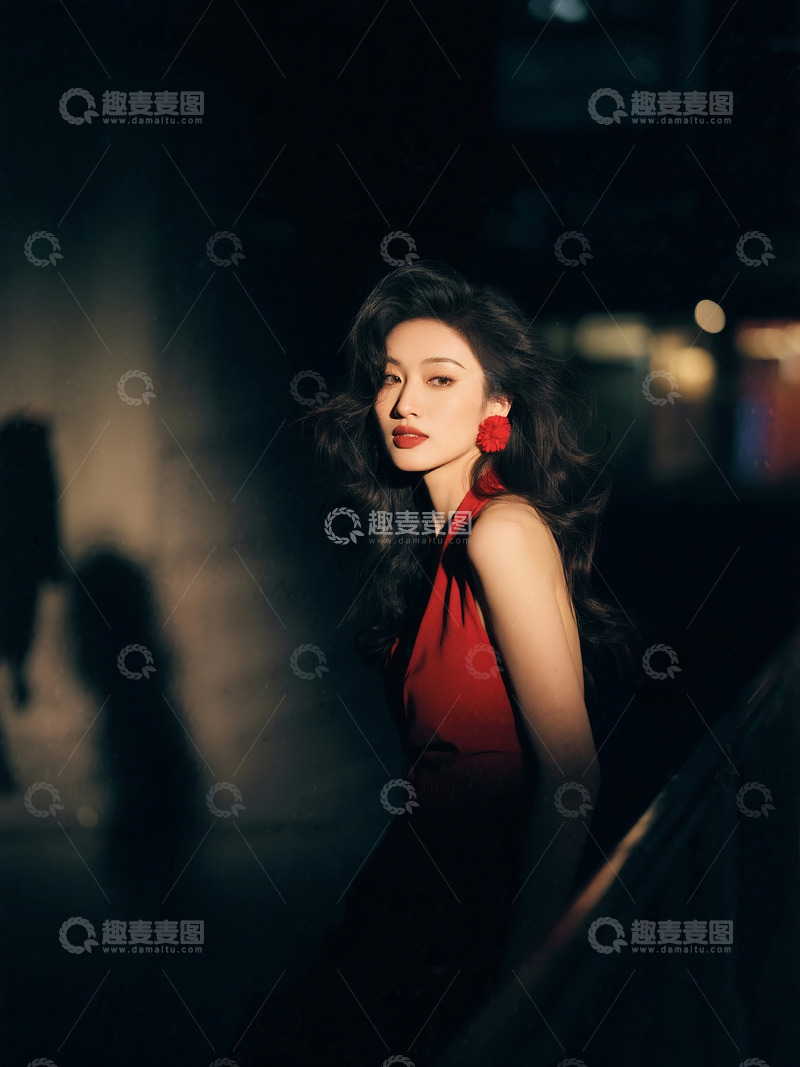 高清大图下载【趣麦麦图】抓拍曼妙时尚美女秀发2