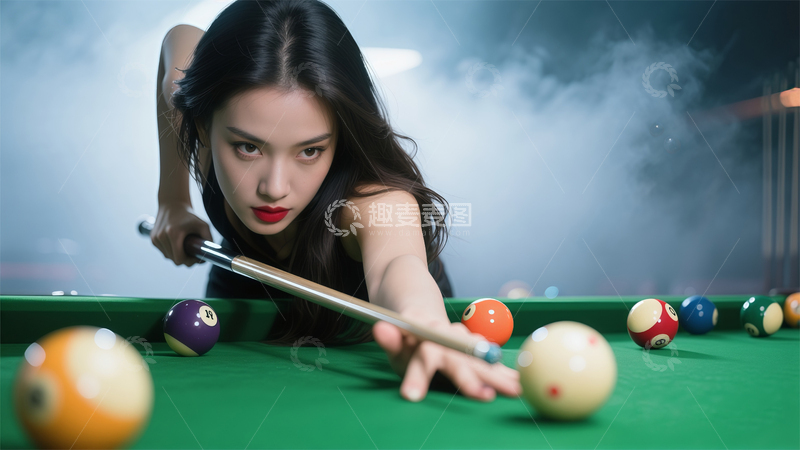 高清大图下载【趣麦麦图】台球美女专注击球摄影照片