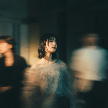 氛围感模糊的人影及场景5