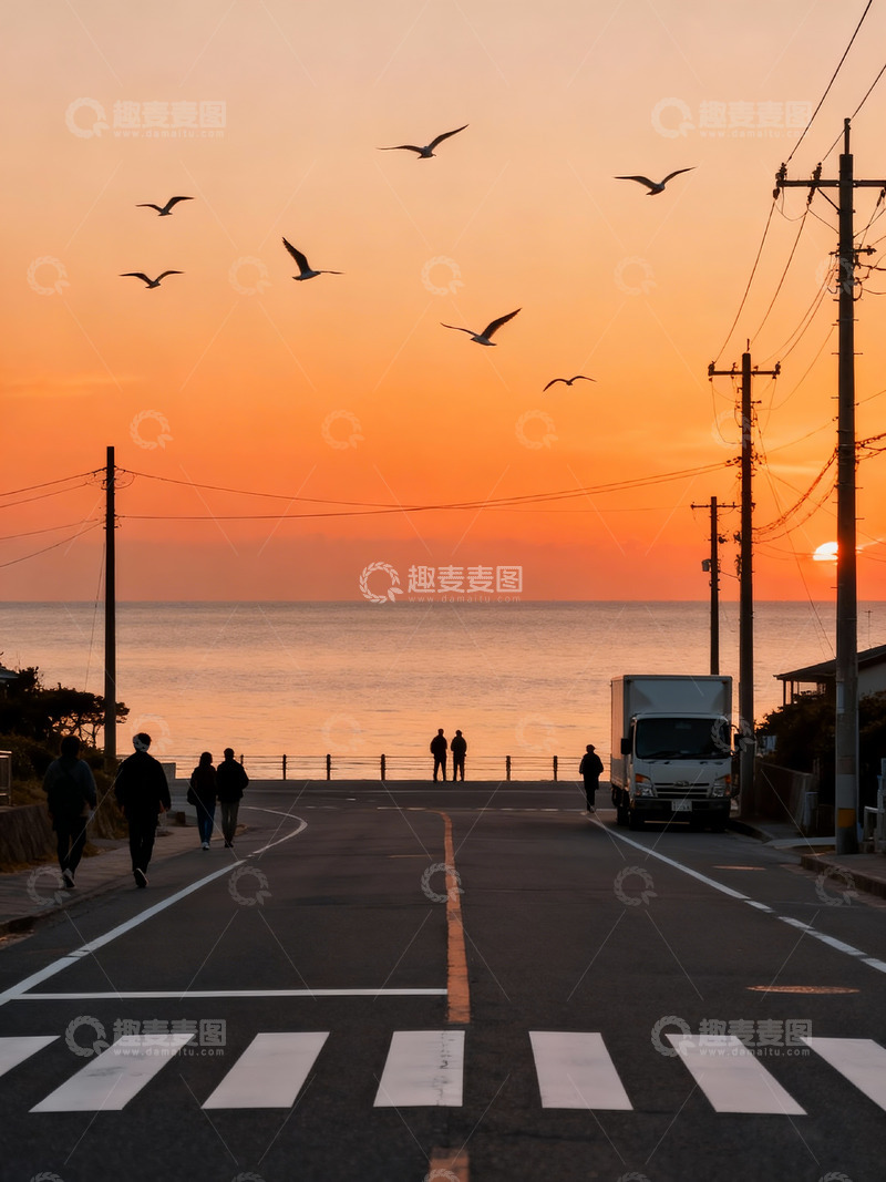 高清大图下载【趣麦麦图】黄昏时分的海边街道2