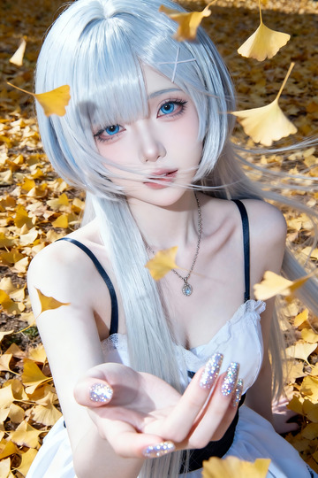 cos雷姆的服装可爱的女生2